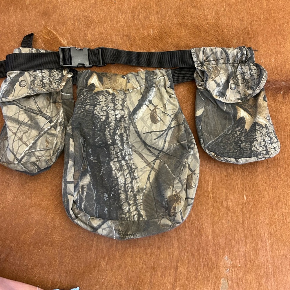 Fieldline Realtree Camo Hunting Fishing  Belt Adjustable Camo Shells Supplies